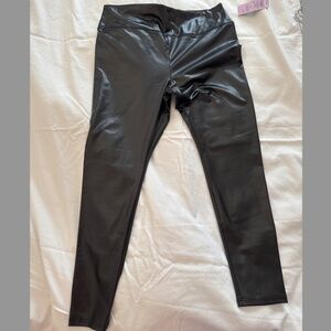 Wild Fable-Women's XL Black Pleather Leggings